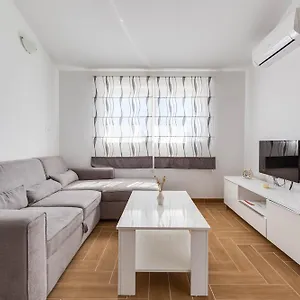 Apartament Pocrnić, Pakoštane