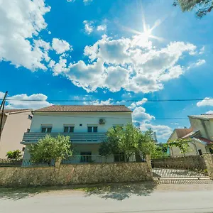 Apartament Brekalo, Pakoštane
